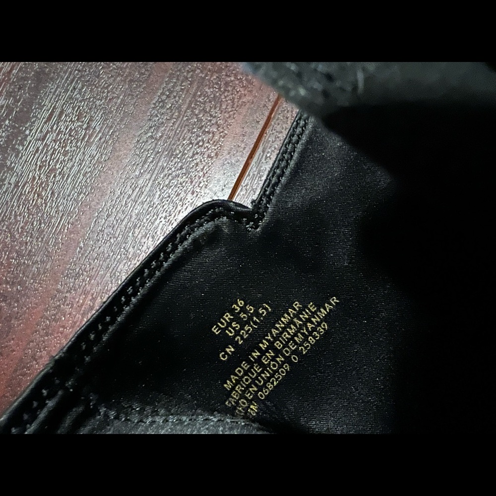 Black booties - Picture 5 of 8